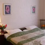 Guest house Ingeborg 2*